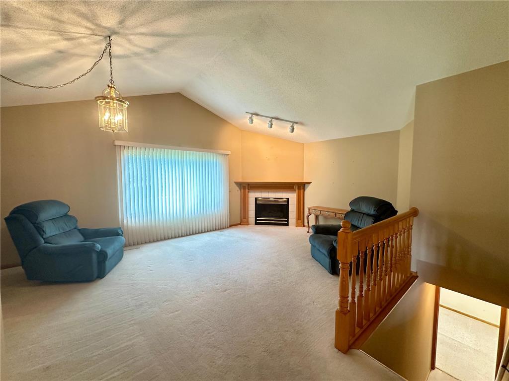 6 Oak Ridge Trail Circle Pines MN 55014 7095299 image8