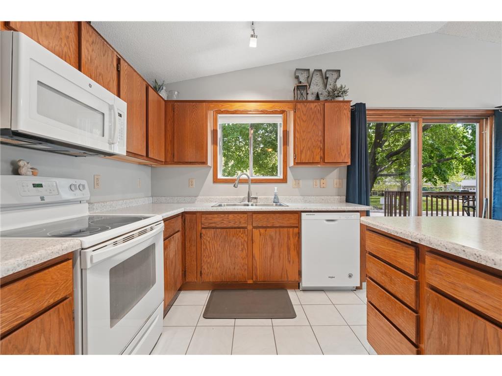 6 Oak Road #B Circle Pines MN 55014 7074788 image14