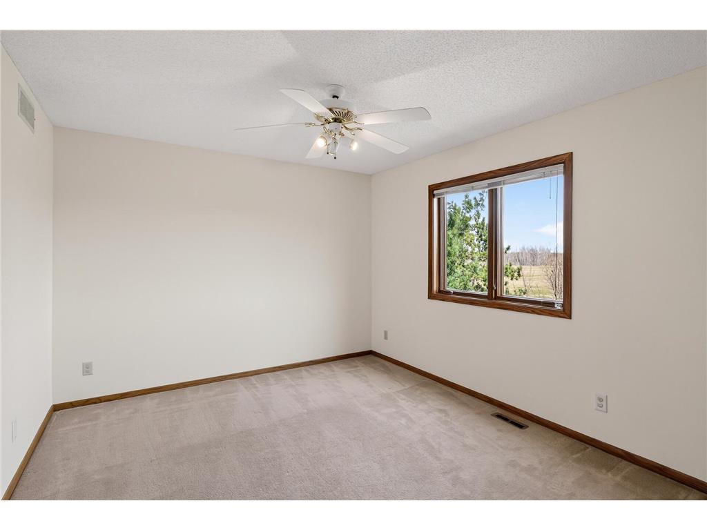 6 Pine Valley Drive Dellwood MN 55110 7029829 image20