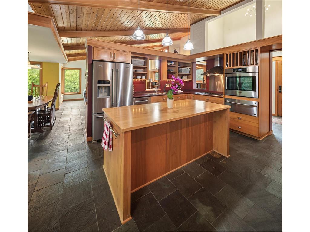 6 Robb Farm Road North Oaks MN 55127 7066396 image21