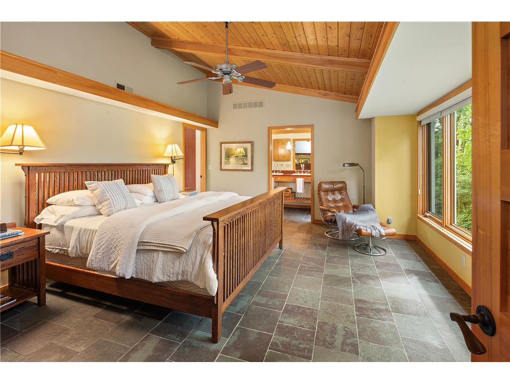 6 Robb Farm Road North Oaks MN 55127 7066396 image25