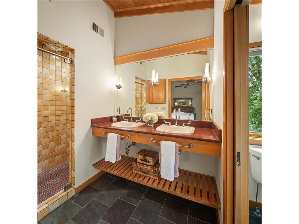 6 Robb Farm Road North Oaks MN 55127 7066396 image26