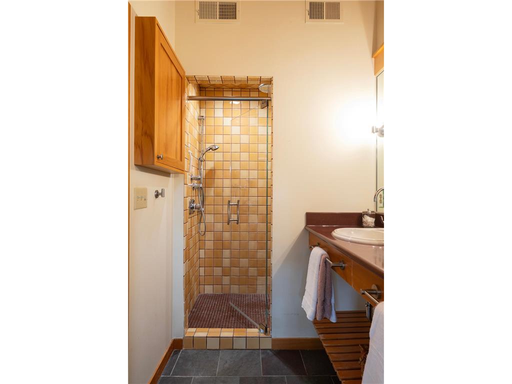 6 Robb Farm Road North Oaks MN 55127 7066396 image27