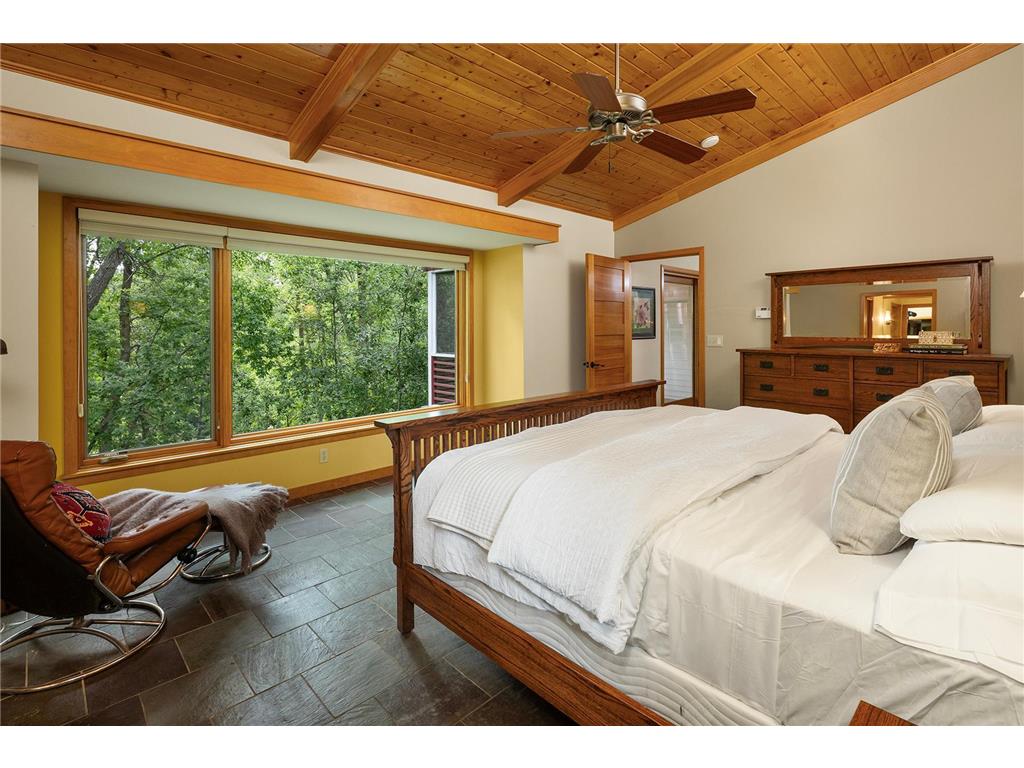 6 Robb Farm Road North Oaks MN 55127 7066396 image29
