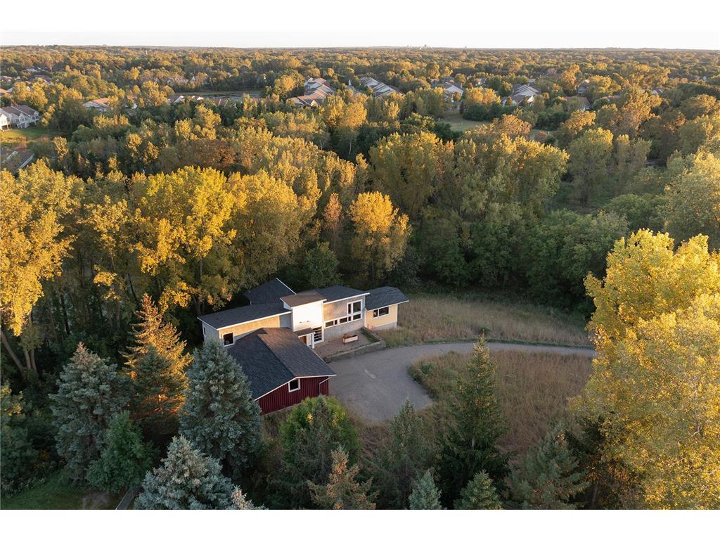 6 Robb Farm Road North Oaks MN 55127 7066396 image47