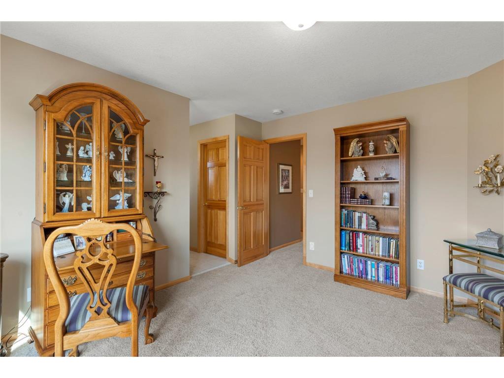 6 Troon Court Dellwood MN 55110 6682935 image21