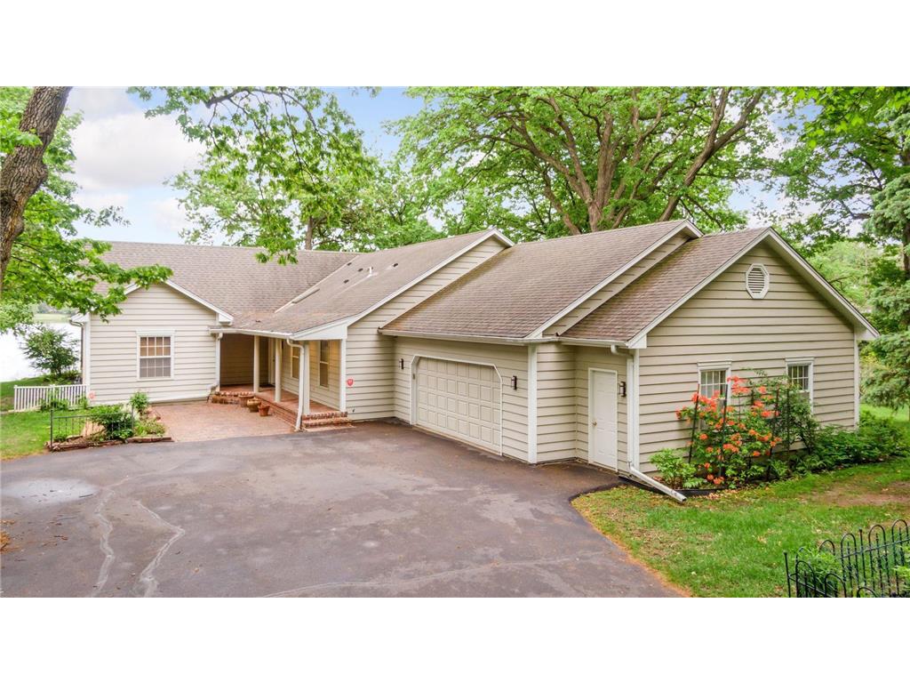 6 W Shore Road North Oaks MN 55127 - Gilfillan 6721175 image1