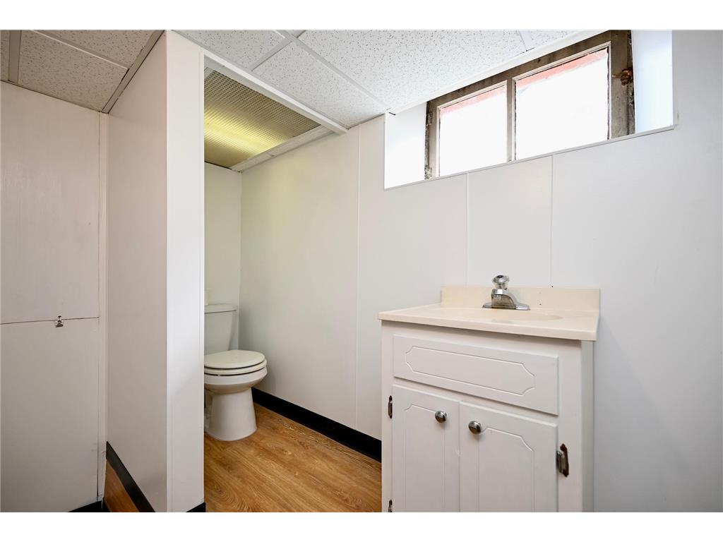 60 E King Street Winona MN 55987 6806165 image26