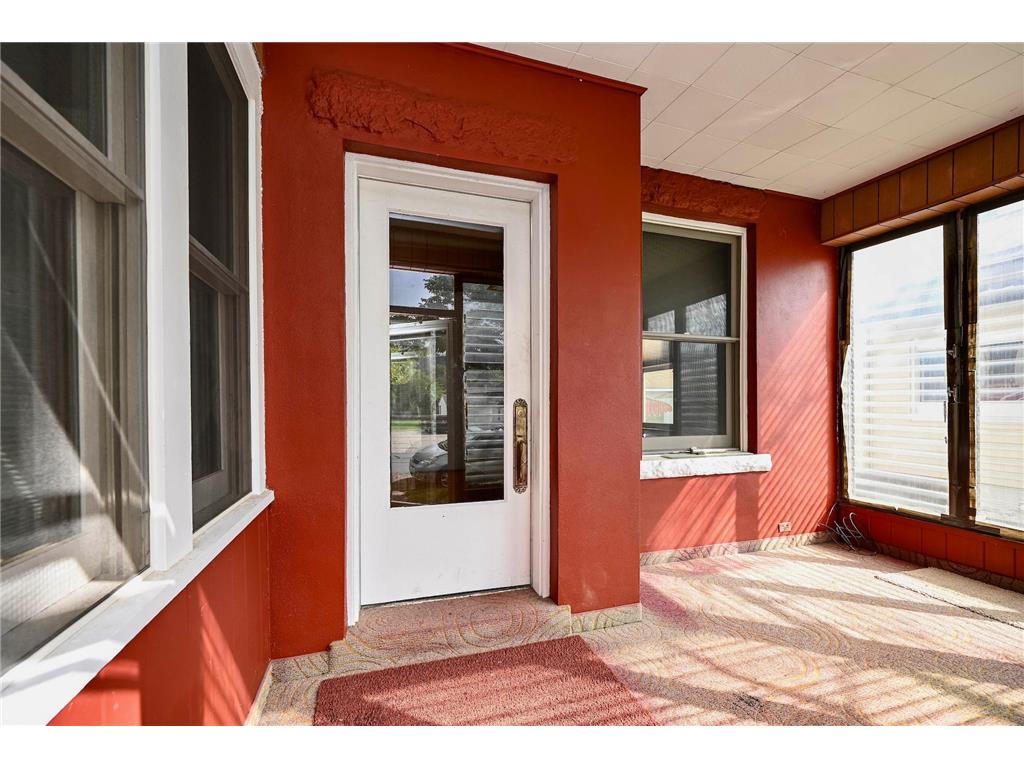 60 E King Street Winona MN 55987 6806165 image4