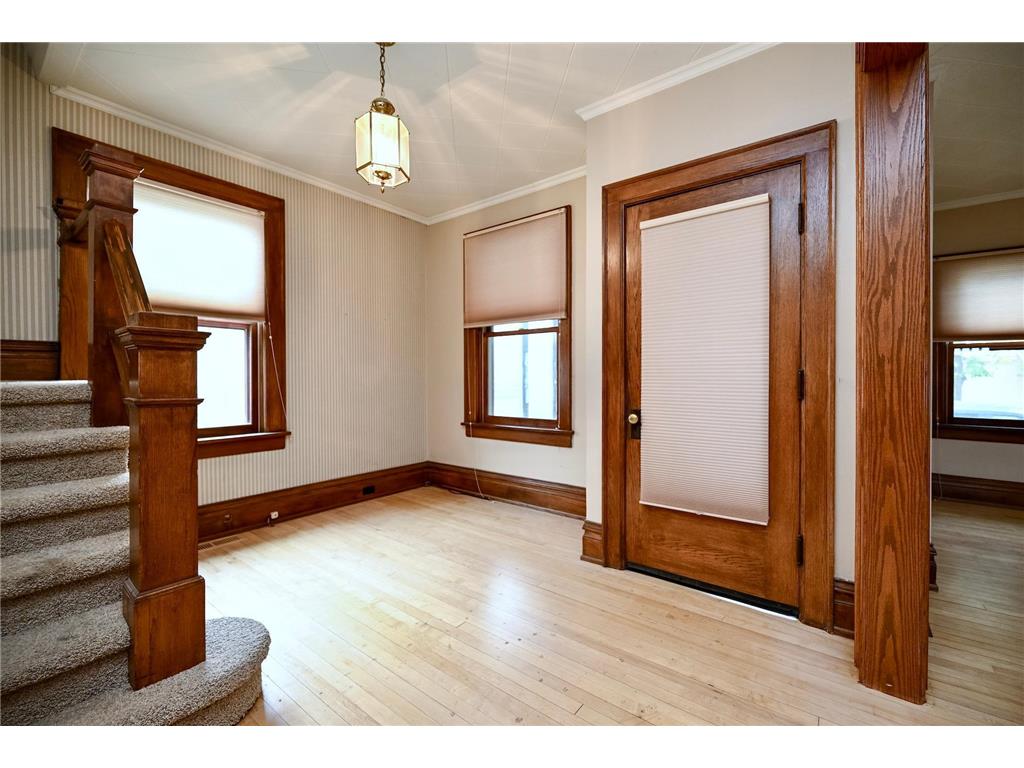 60 E King Street Winona MN 55987 6806165 image5