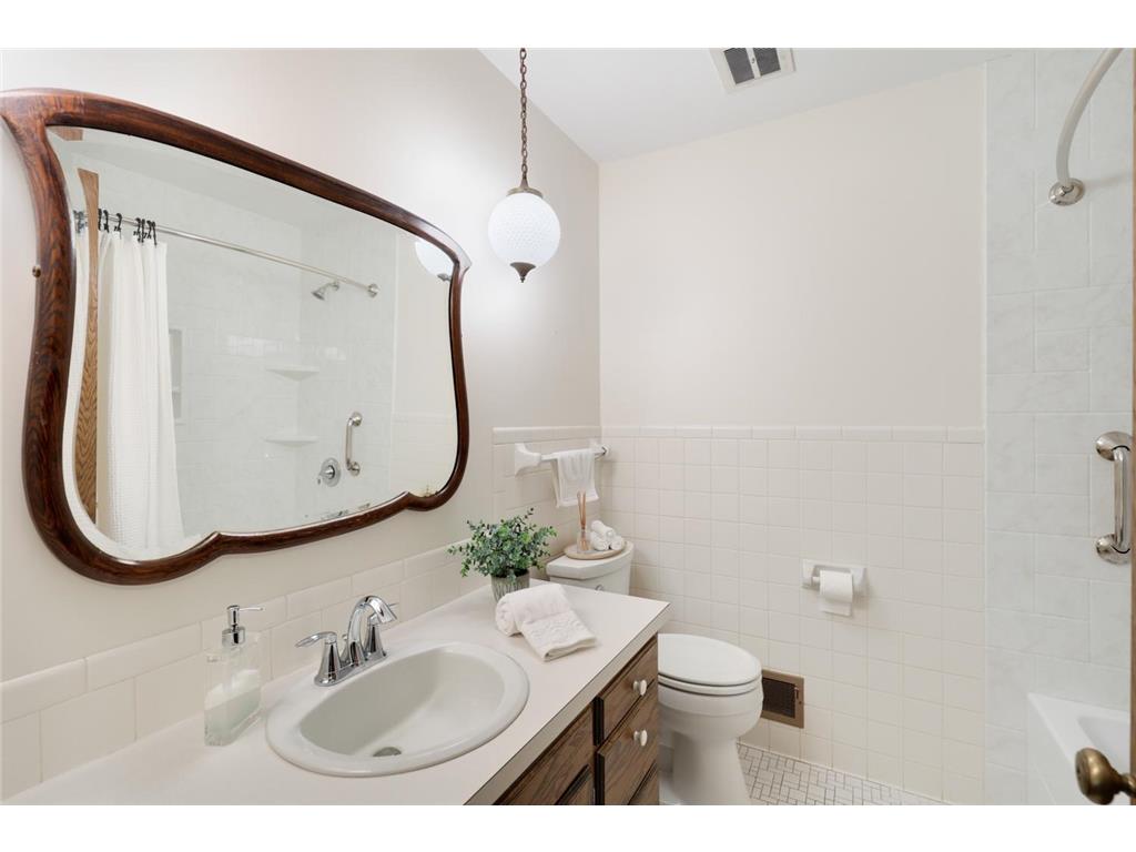 60 Oak Shore Drive Burnsville MN 55306 - Crystal 7053022 image21