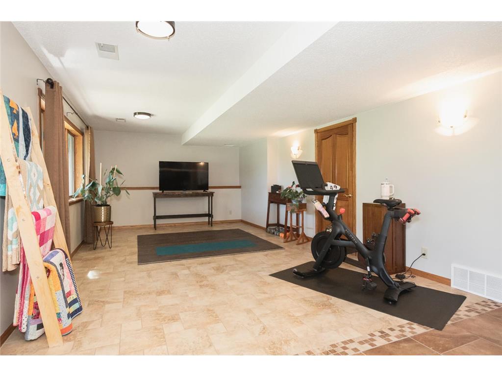 60 Oakwood Court Winona MN 55987 7099618 image37