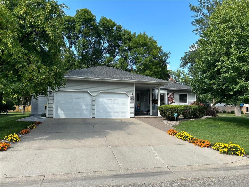 600 15th Avenue SW Willmar MN 56201 6424287 image1