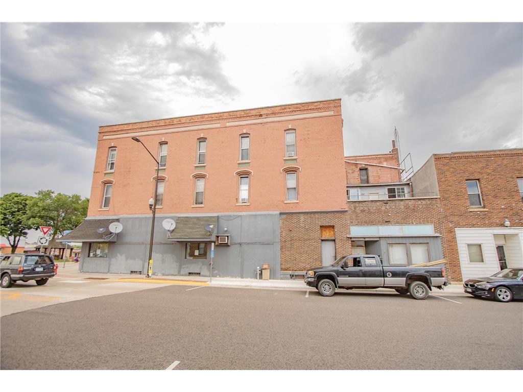 600 1st Avenue S, Saint James, MN, 56081 | MLS: 6560201 | Edina Realty