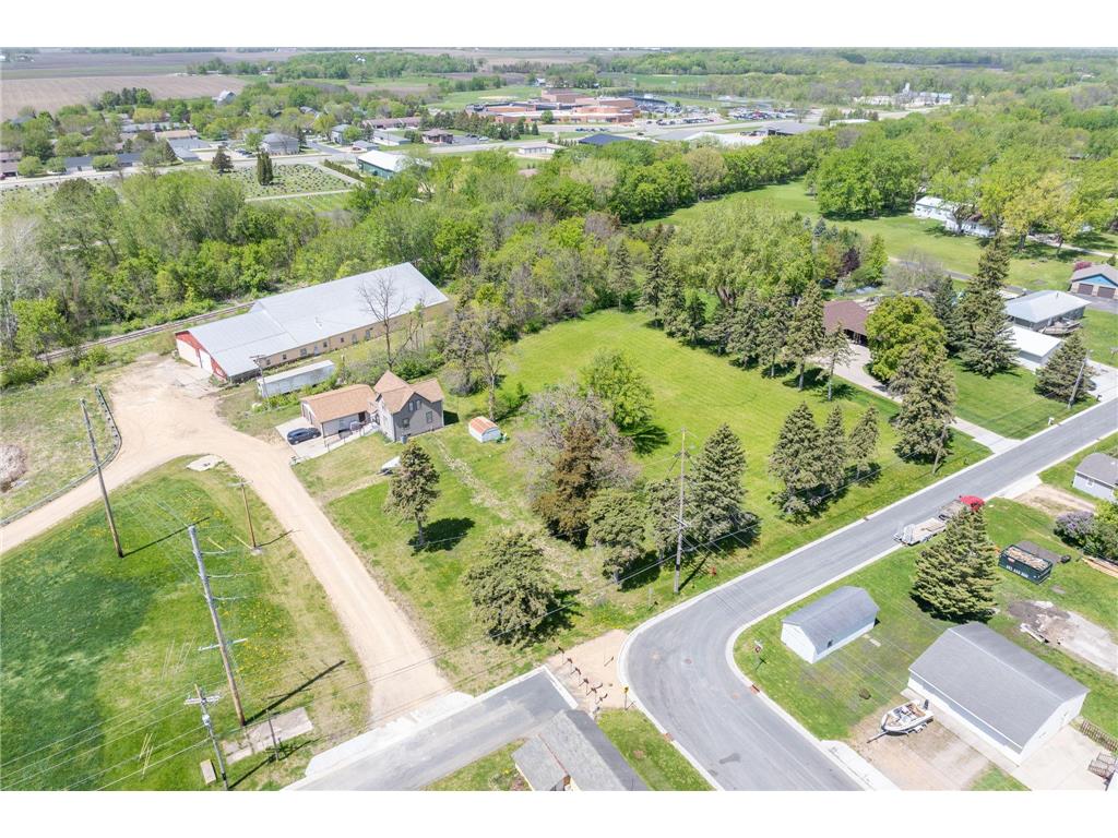 600 1st Street N Montgomery MN 56069 7069518 image2