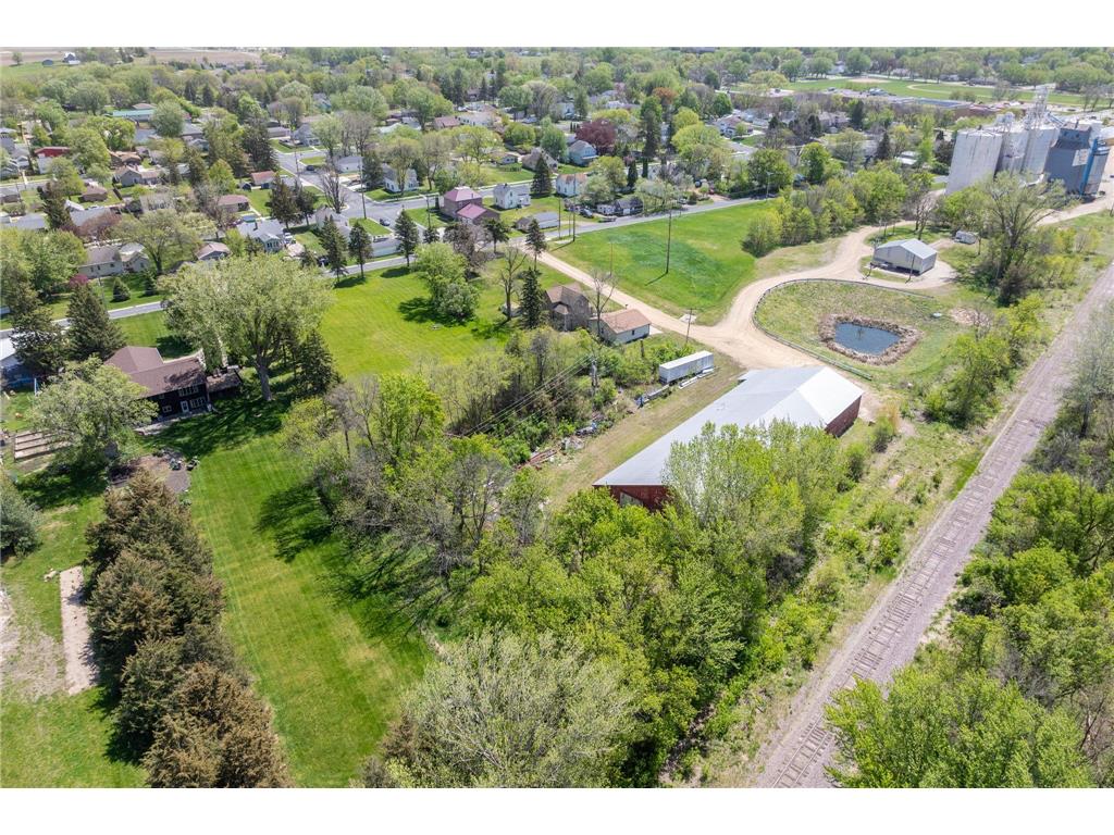 600 1st Street N Montgomery MN 56069 7069518 image4