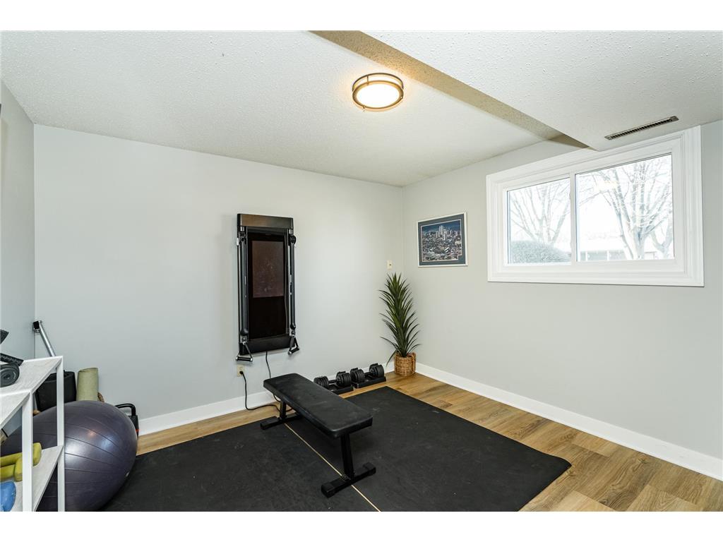 600 33rd Street Lane NW Rochester MN 55901 7043667 image30