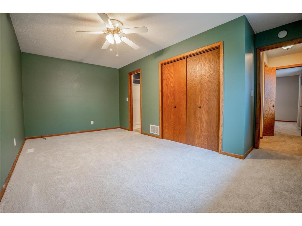 600 33rd Street NW Willmar MN 56201 7056271 image16