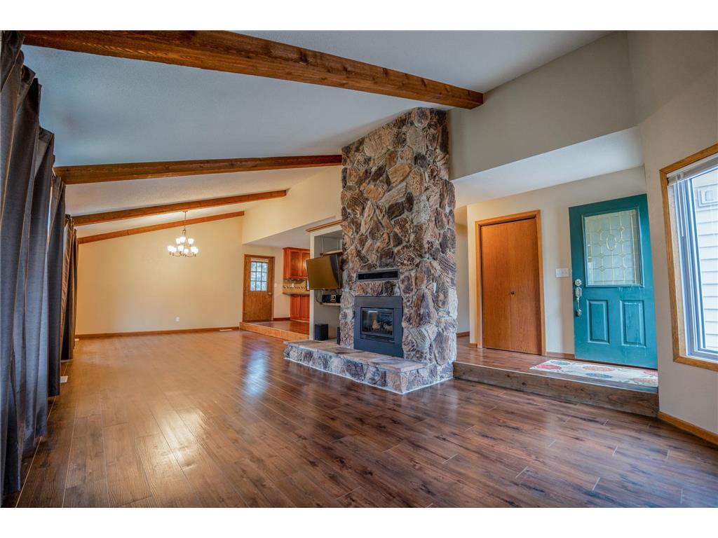 600 33rd Street NW Willmar MN 56201 7056271 image5