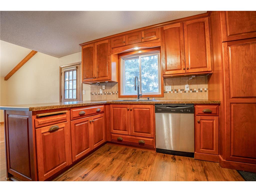 600 33rd Street NW Willmar MN 56201 7056271 image9