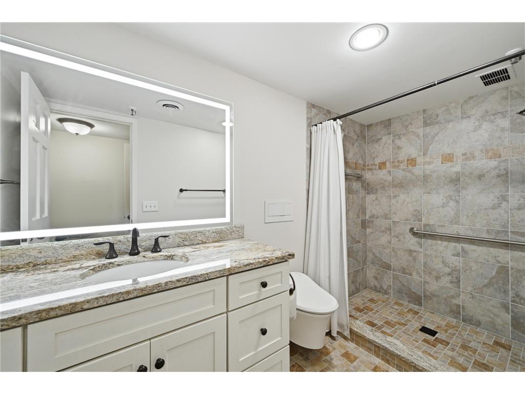 600 4th Street SW #102 Rochester MN 55902 7063518 image16