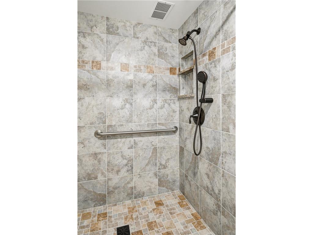 600 4th Street SW #102 Rochester MN 55902 7063518 image17