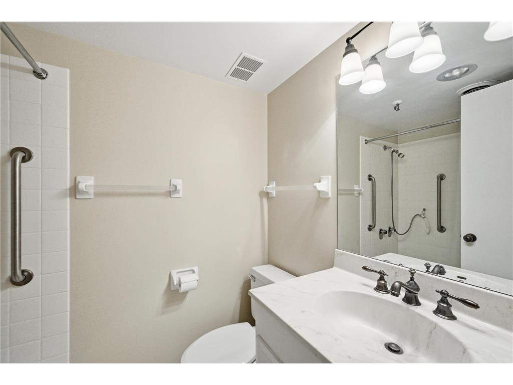 600 4th Street SW #102 Rochester MN 55902 7063518 image24