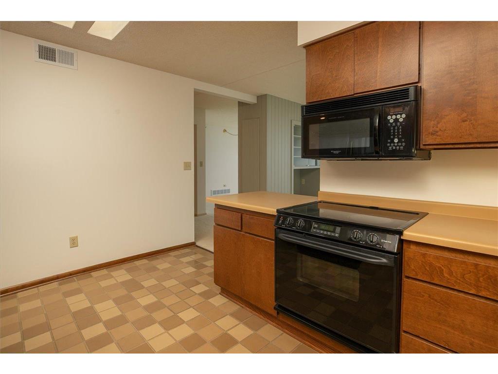 600 4th Street SW #605 Rochester MN 55902 7094228 image13