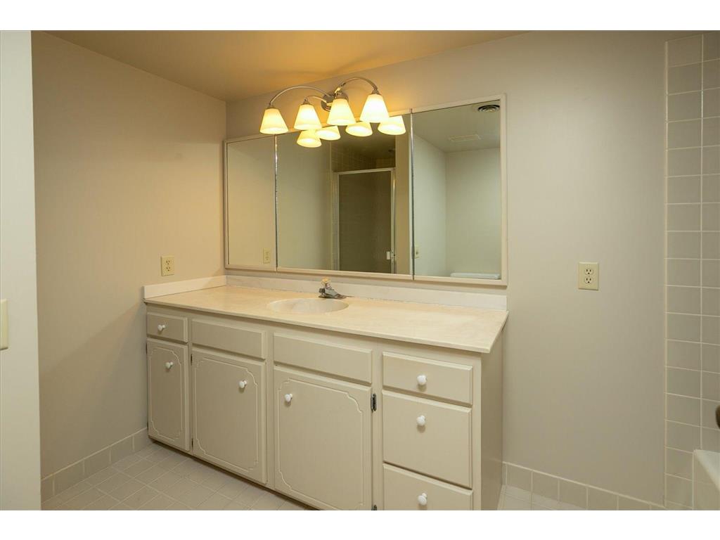600 4th Street SW #605 Rochester MN 55902 7094228 image19
