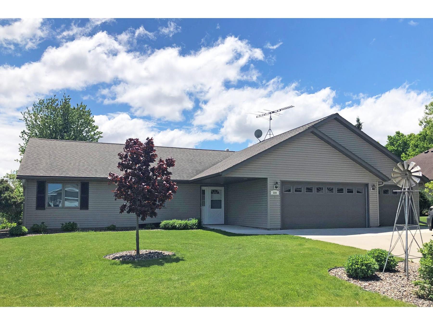 600 5th Street E, Wanamingo, MN, 55983 MLS 6025307 Edina Realty