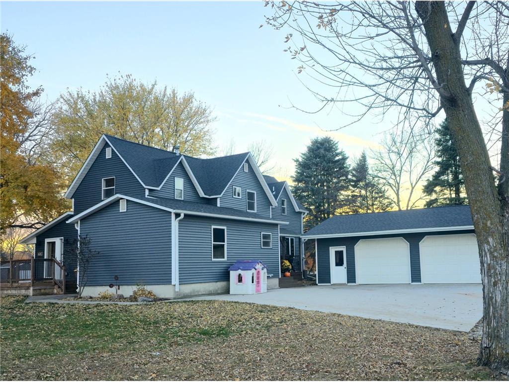 600 Birch Avenue N New Richland MN 56072 6814838 image1