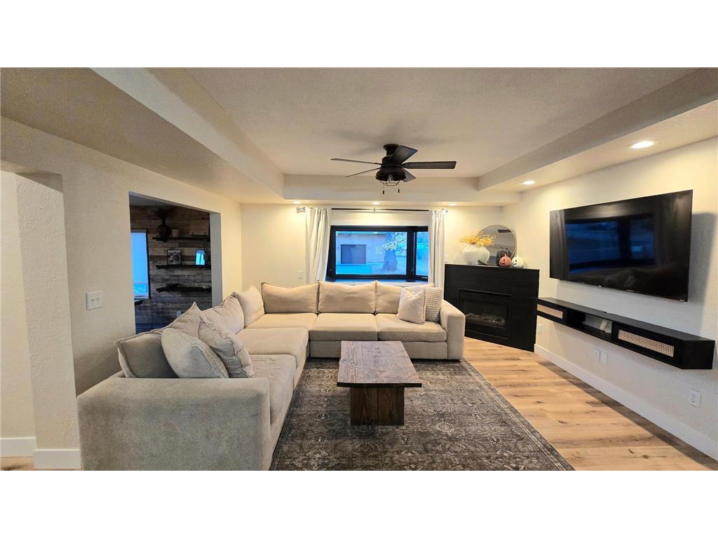 600 Birch Avenue N New Richland MN 56072 6814838 image6