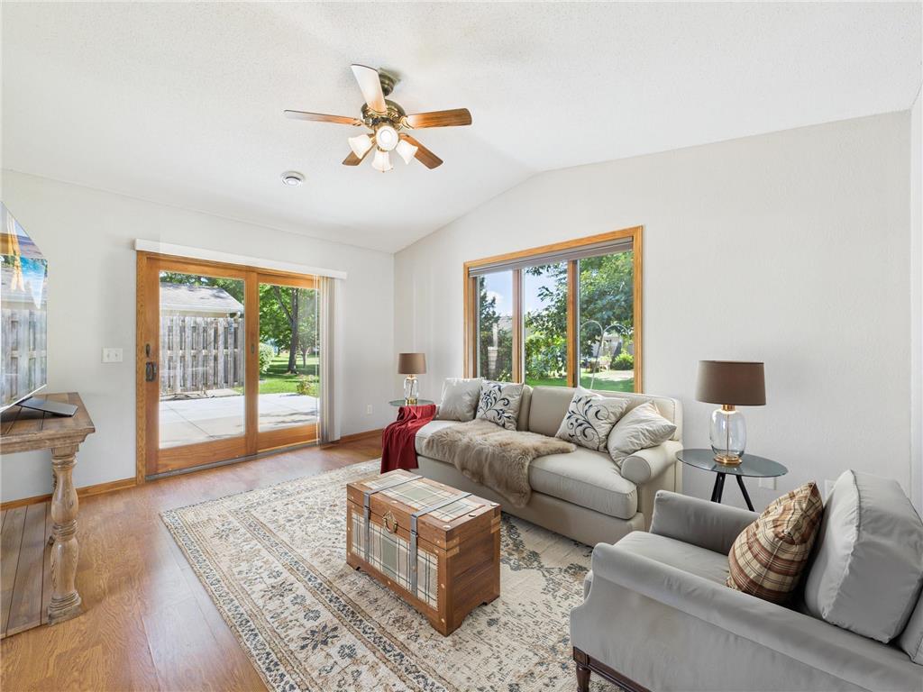 600 Boulevard Avenue NE Montgomery MN 56069 6772463 image14