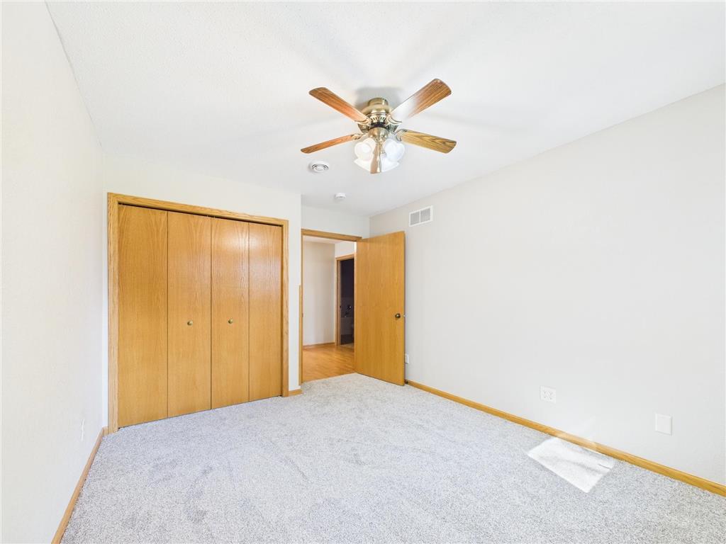 600 Boulevard Avenue NE Montgomery MN 56069 6772463 image23