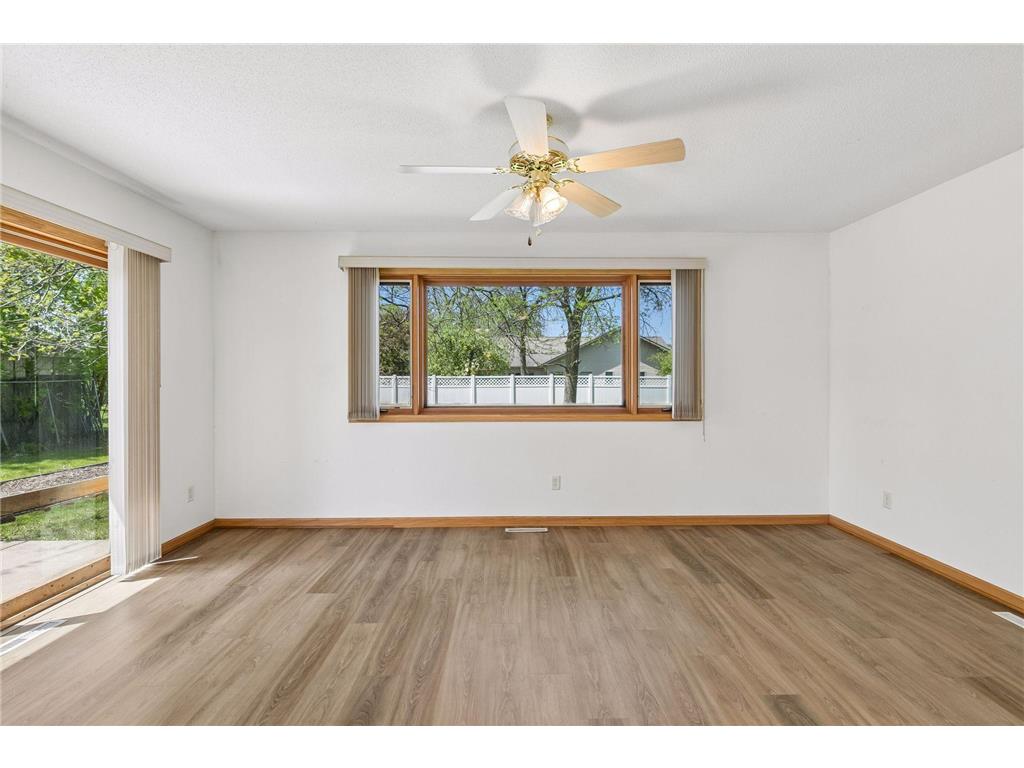 600 E Welco Drive Montgomery MN 56069 7076160 image20