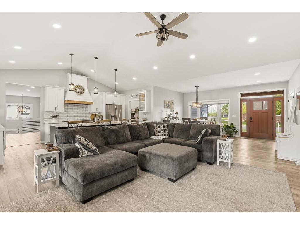 600 Elizabeth Street Marshall MN 56258 7075875 image26