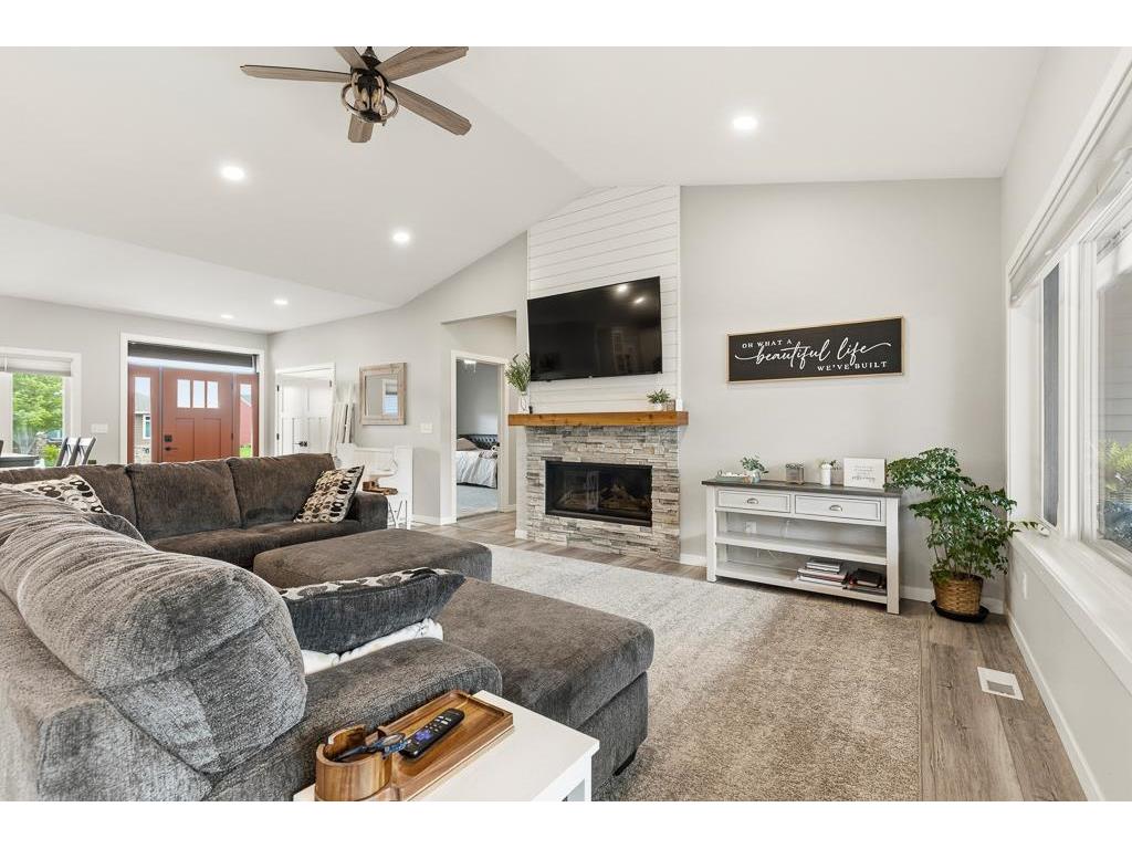 600 Elizabeth Street Marshall MN 56258 7075875 image27