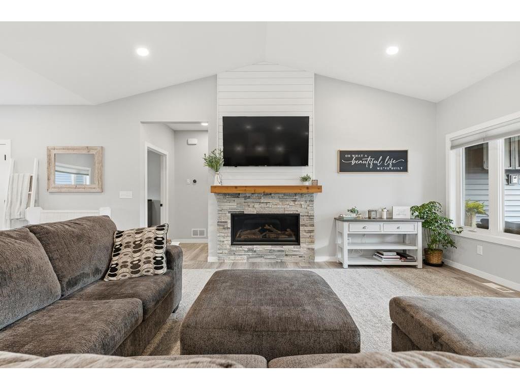 600 Elizabeth Street Marshall MN 56258 7075875 image28