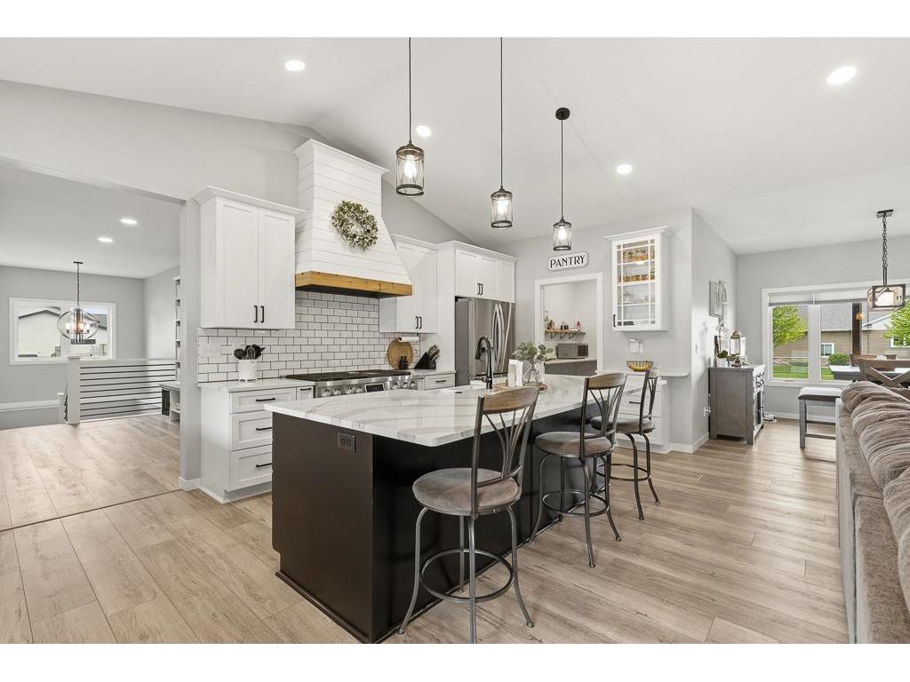 600 Elizabeth Street Marshall MN 56258 7075875 image3