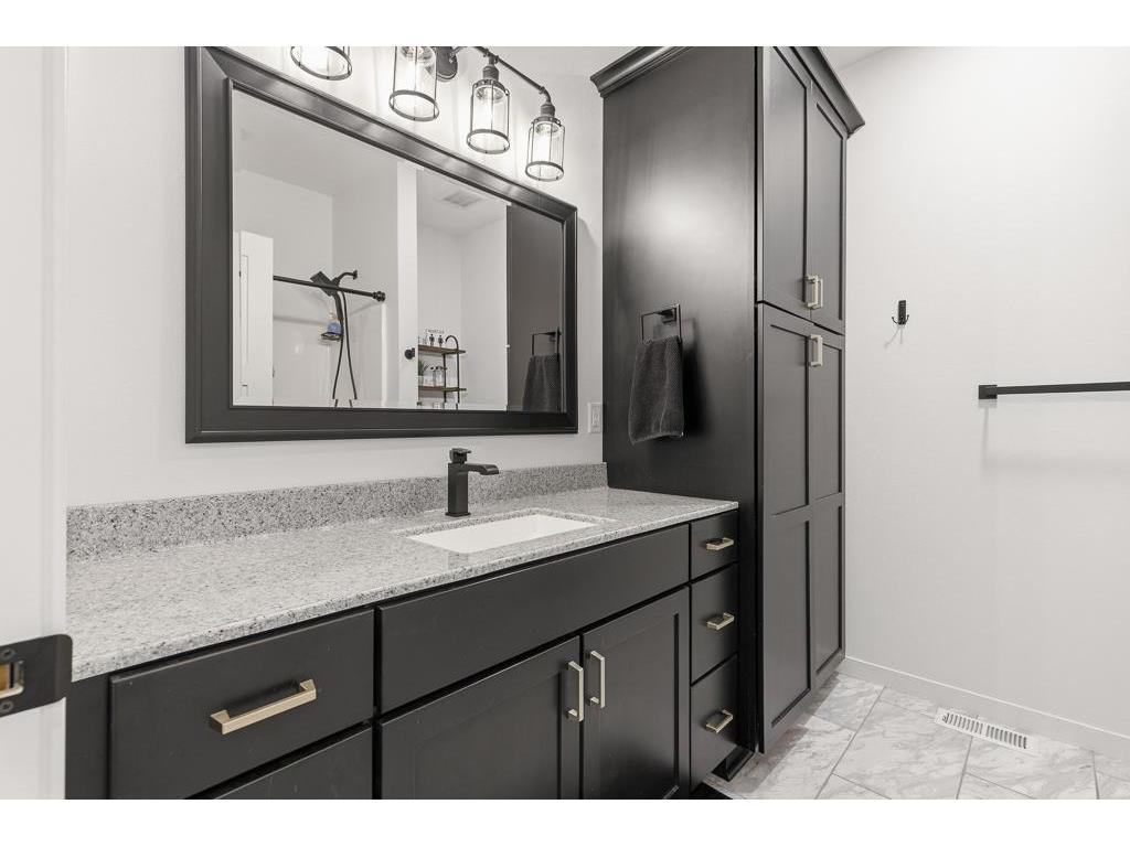 600 Elizabeth Street Marshall MN 56258 7075875 image50