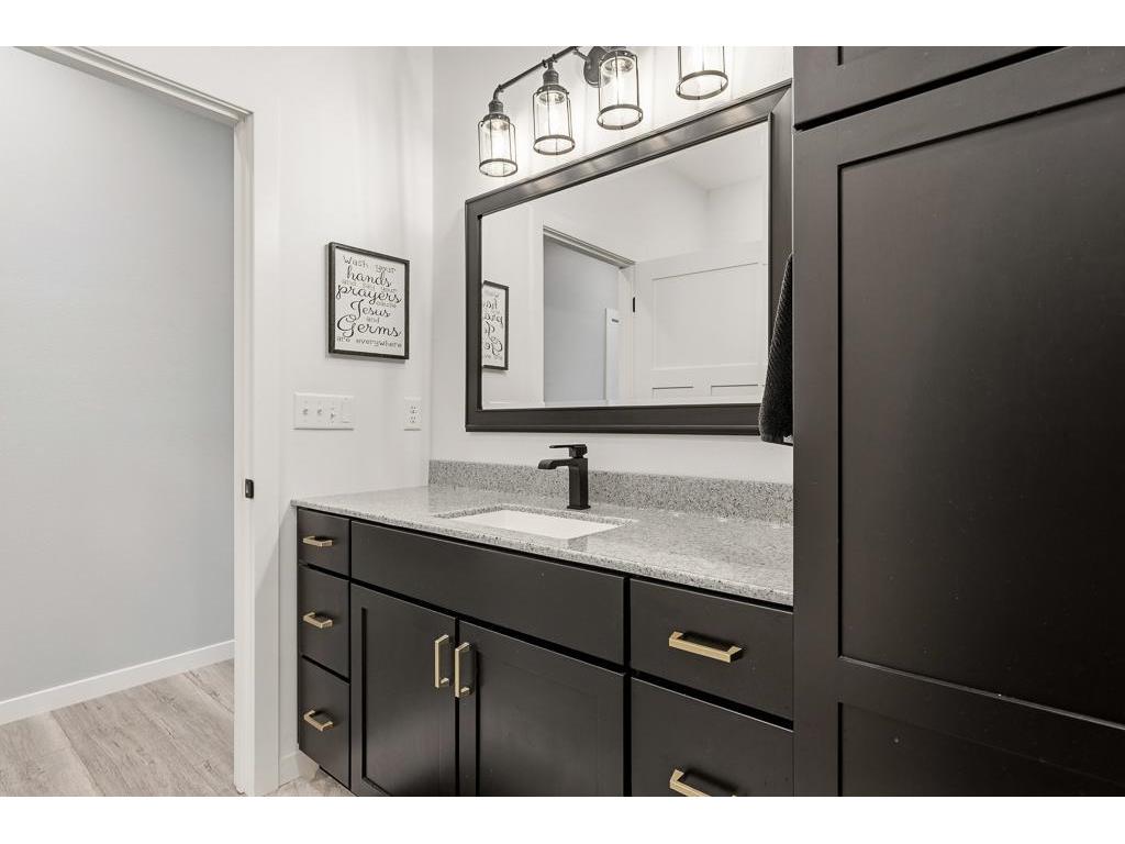 600 Elizabeth Street Marshall MN 56258 7075875 image52