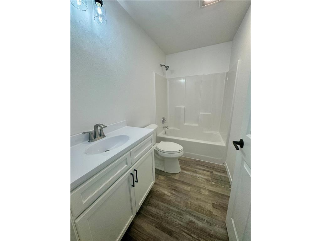 600 Garfield Street SE Warroad MN 56763 6680399 image14