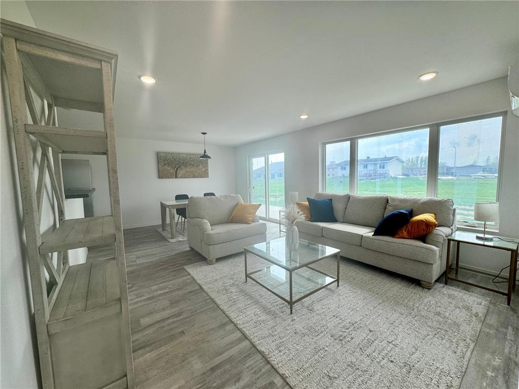 600 Garfield Street SE Warroad MN 56763 6680399 image16