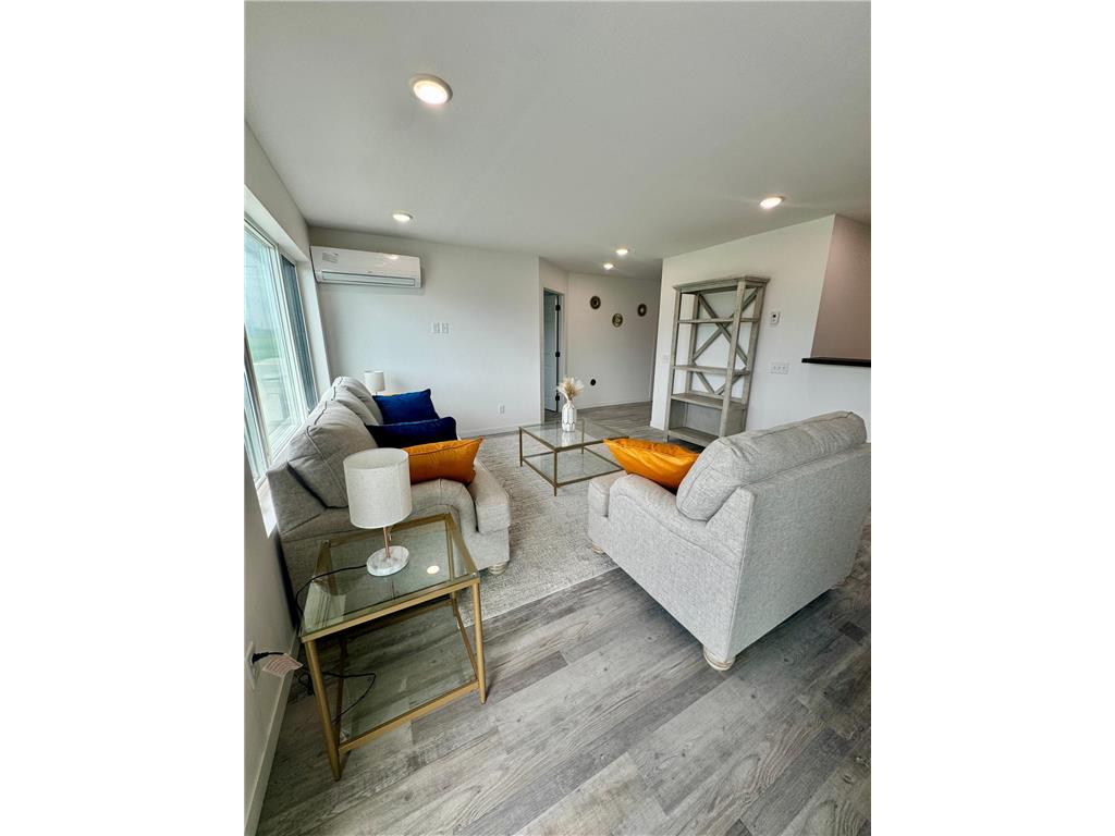 600 Garfield Street SE Warroad MN 56763 6680399 image2