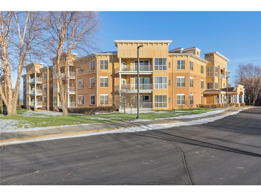 600 Greenhaven Drive #104 Burnsville MN 55306 6309452 image1