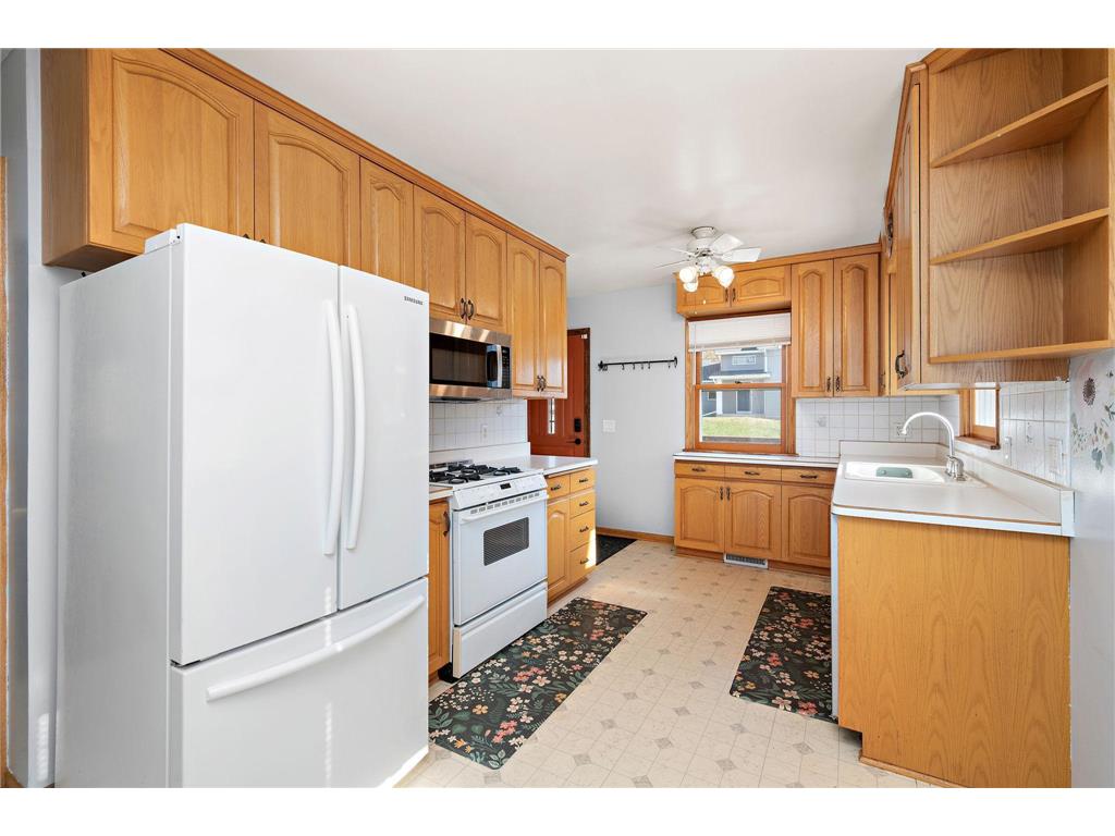 600 Kimball Street NE Fridley MN 55432 6814609 image2