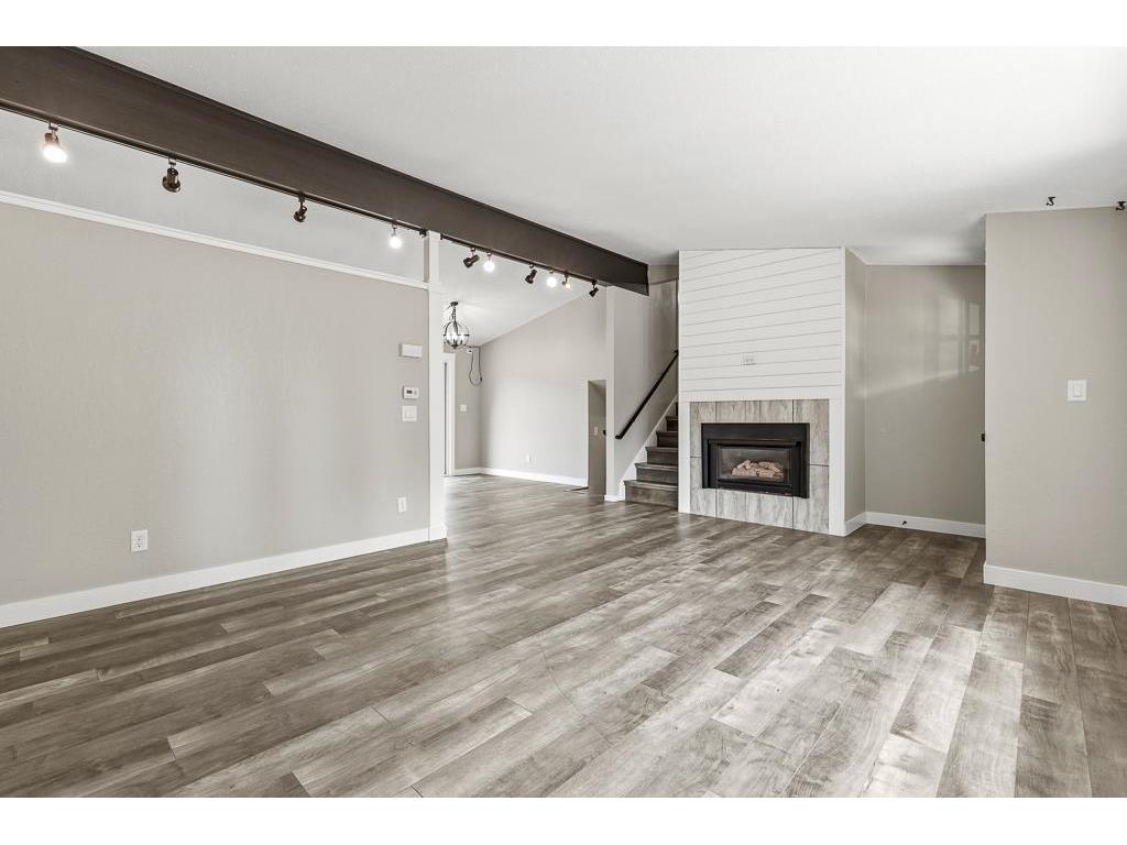 600 Lawrence Street Marshall MN 56258 7087166 image11
