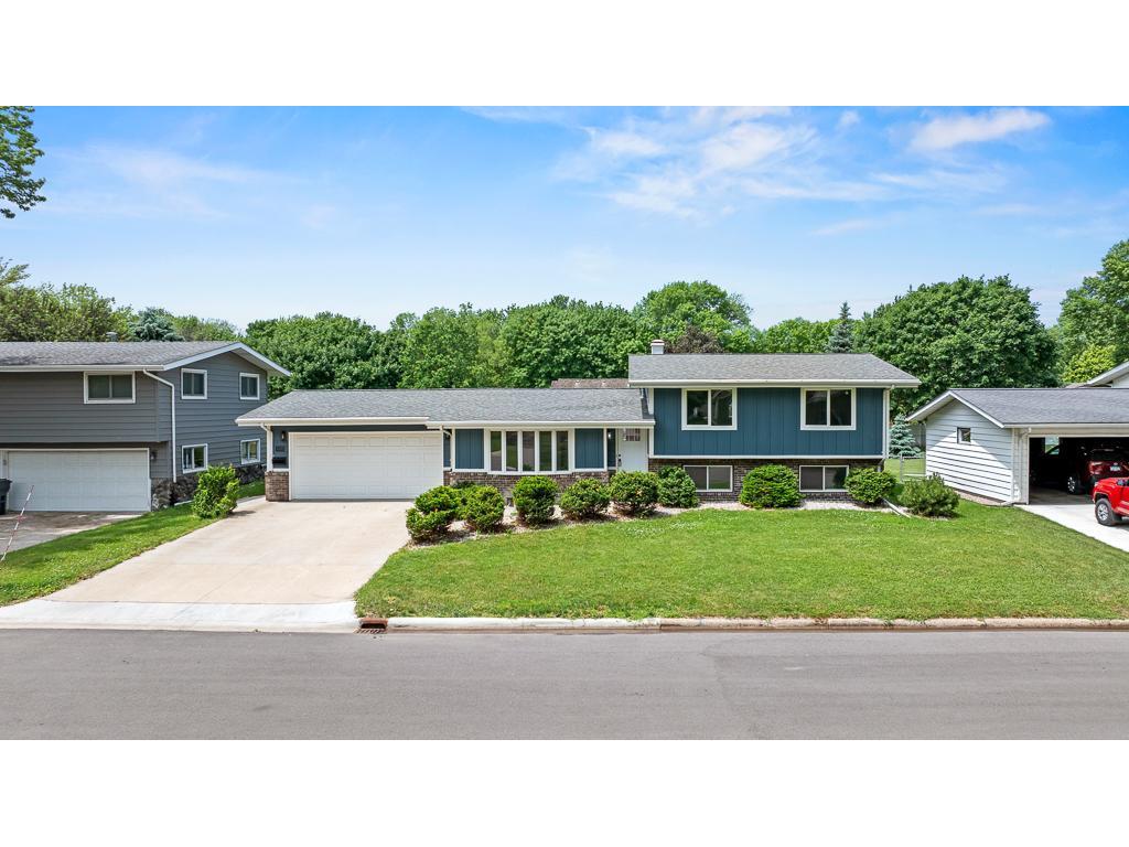 600 Lawrence Street Marshall MN 56258 7087166 image2