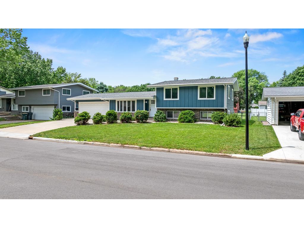 600 Lawrence Street Marshall MN 56258 7087166 image47