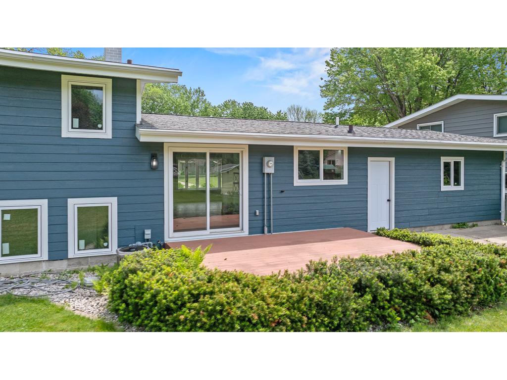 600 Lawrence Street Marshall MN 56258 7087166 image5